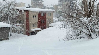 Hakkari’de okullar tatil edildi