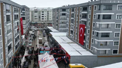 Halk Pazarı’nın 12’nci şubesi Aşkale’de açıldı