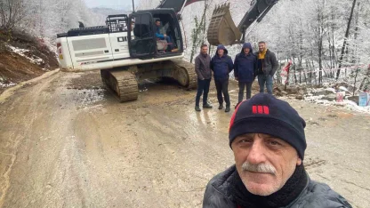 Heyelan nedeniyle kapanan yol onarıldı