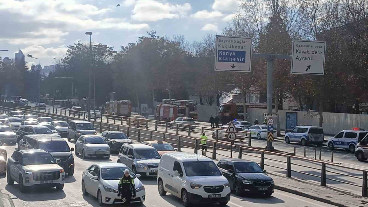 İçişleri Bakanlığı yerleşkesinde konteyner yangını
