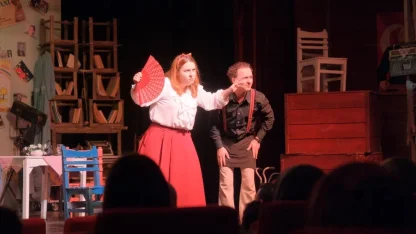 İnegöl sahnesinde festival var