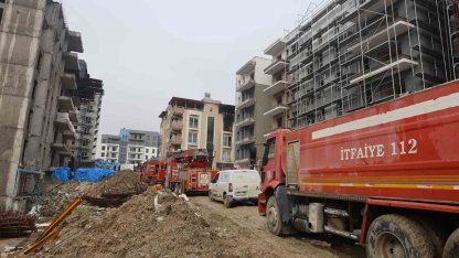 İşçilerin kaldığı apartman dairesi alevlere teslim oldu