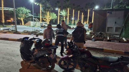 İskenderun polisi soğuk havada asayiş için sahada