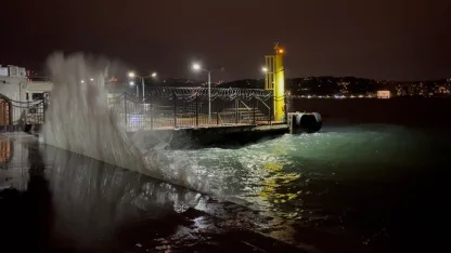 İstanbul’da sabah saatlerinde kuvvetli rüzgar etkili oldu