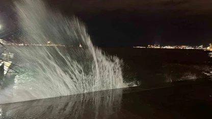 İstanbul’da sabah saatlerinde lodos etkili oldu