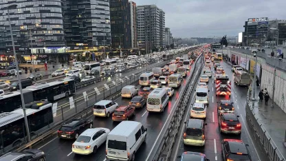 İstanbul’da trafik yoğunluğu yüzde 87’e ulaştı