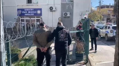 İzmir’de 22 yıl hapis cezasıyla aranan firari yakalandı