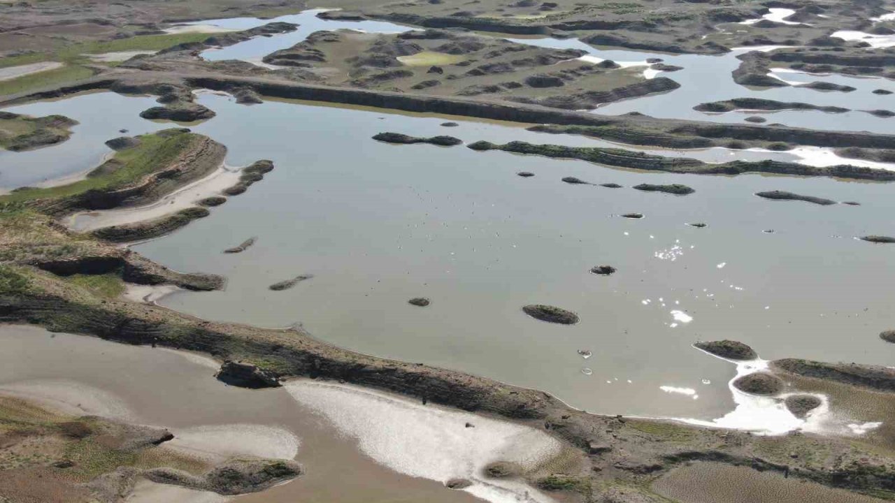 İzmir’de yağışlar barajlara nefes aldırdı