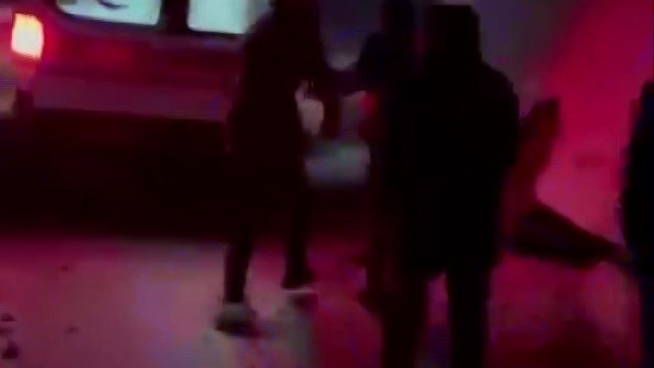 Kangal Termik Santrali işçilerini taşıyan servis kaza yaptı: 6 işçi yaralandı