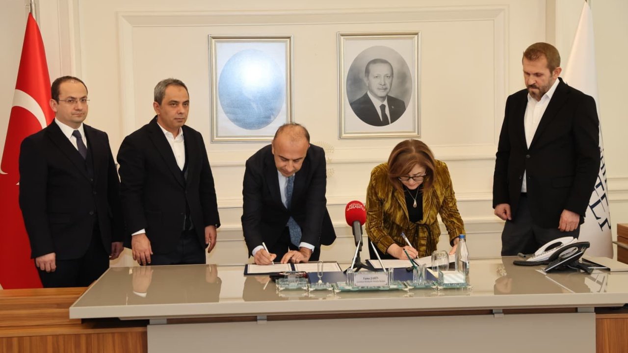 Kapalı spor salonu protokolü imzalandı