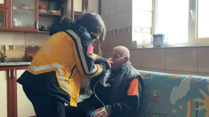 Kar kalınlığının 145 santimetreyi aştığı Ovacık’ta hayat kurtaran müdahale