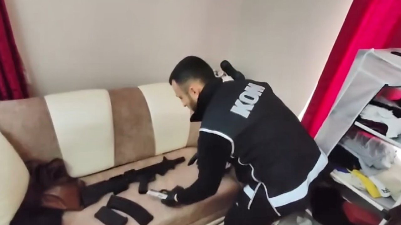 Kars’ta sosyal medyadan silah ticaretine 8 gözaltı