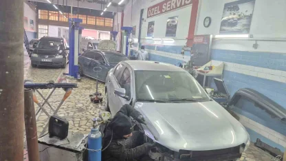 Kasko ile tamir olmayı bekleyen yüzbinlerce araçta parça krizi