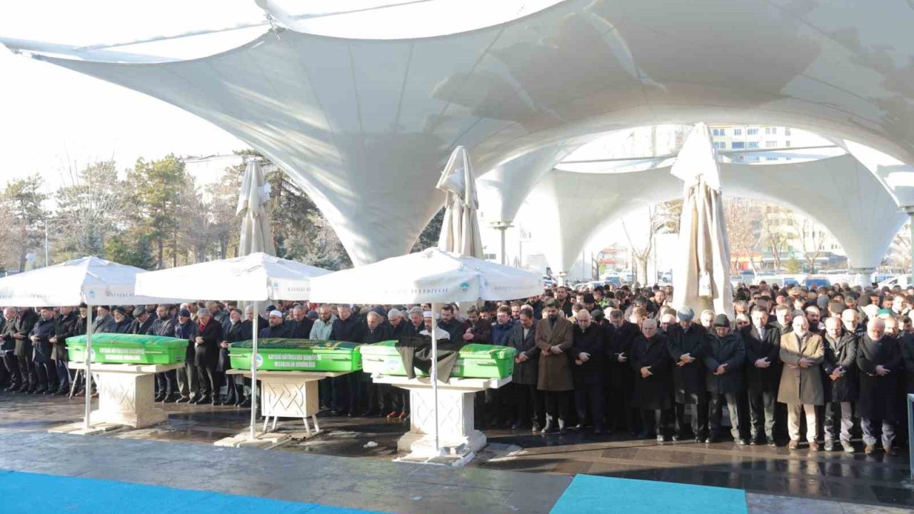 Kayseri Gönüllü Kültür Kuruluşları Başkanı Ahmet Taş toprağa verildi