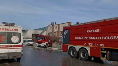 Kayseri’de korkutan fabrika yangını