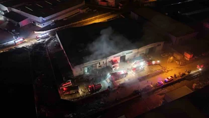 Kayseri’de mobilya fabrikasında yangın