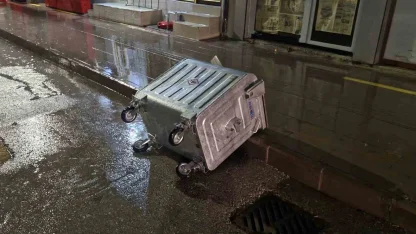 Kırıkkale ve Çorum’da yağmur ve kuvvetli rüzgar etkili oldu