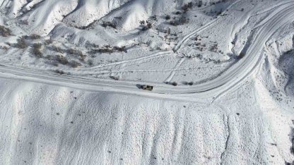 Kırıkkale’de karla kaplanan köy yolları yeniden ulaşıma açıldı