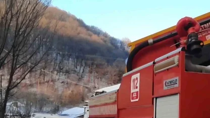 Kırklareli’nde korkutan yangın: 2 ev zarar gördü