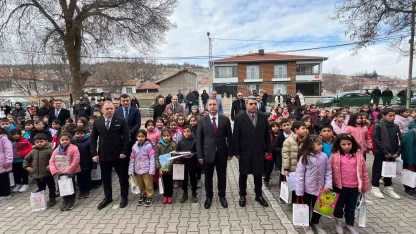 Kırşehir’de 45 bin 941 öğrenci karne heyecanı yaşadı