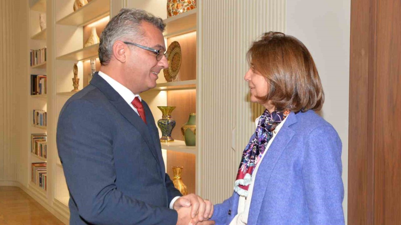 KKTC Cumhurbaşkanı Tufan Erhürman, Holguin ile görüştü