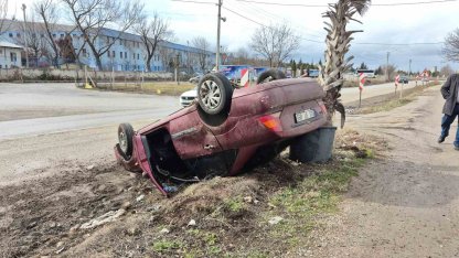 Kontrolden çıkan otomobil takla attı