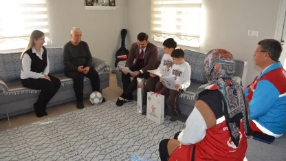 Köyceğizli şehit çocuklarını, Bakan Göktaş unutmadı