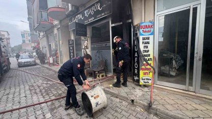 Kuafördeki yangın hızlı müdahale  ile söndürüldü