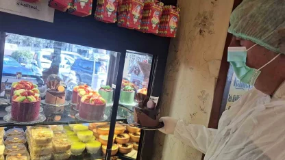 Kuşadası’nda yaş pastalar mercek altında