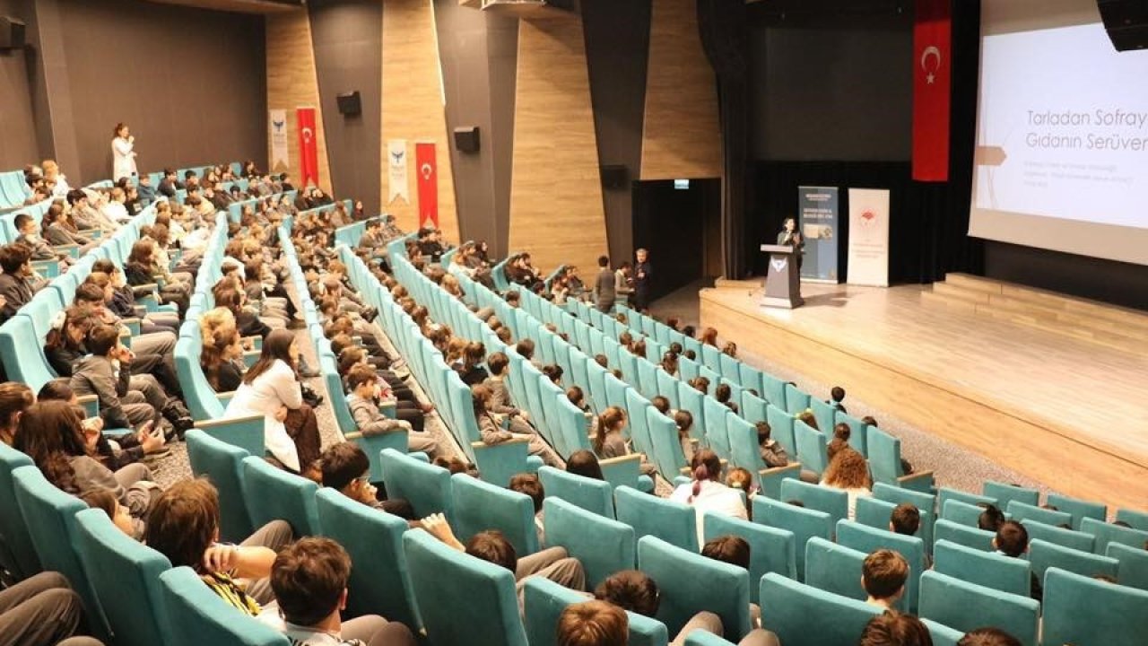 Kütahya’da öğrencilere "Gıda güvenilirliği, gıda israfı ve gıda hijyeni" konulu eğitim