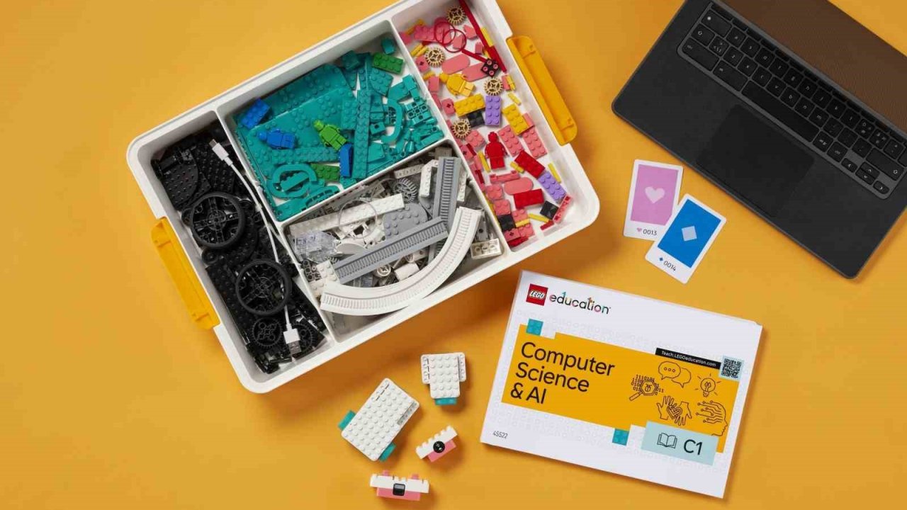 LEGO Education’dan bilgisayar bilimi ve yapay zeka eğitimi