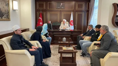 Macar kadın Kur’an-ı Kerim’den etkilenerek Müslüman oldu