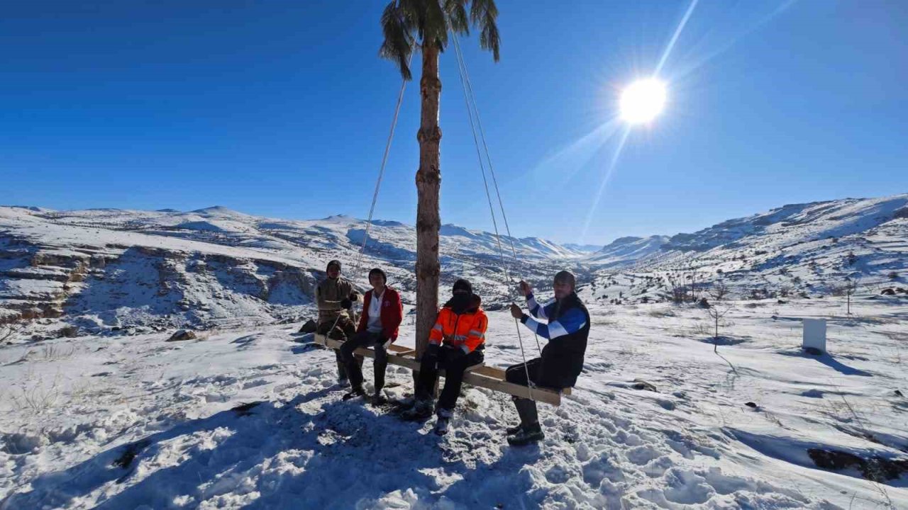 Malatya’da bin 600 rakımda dondurucu soğuklara aldırış etmediler