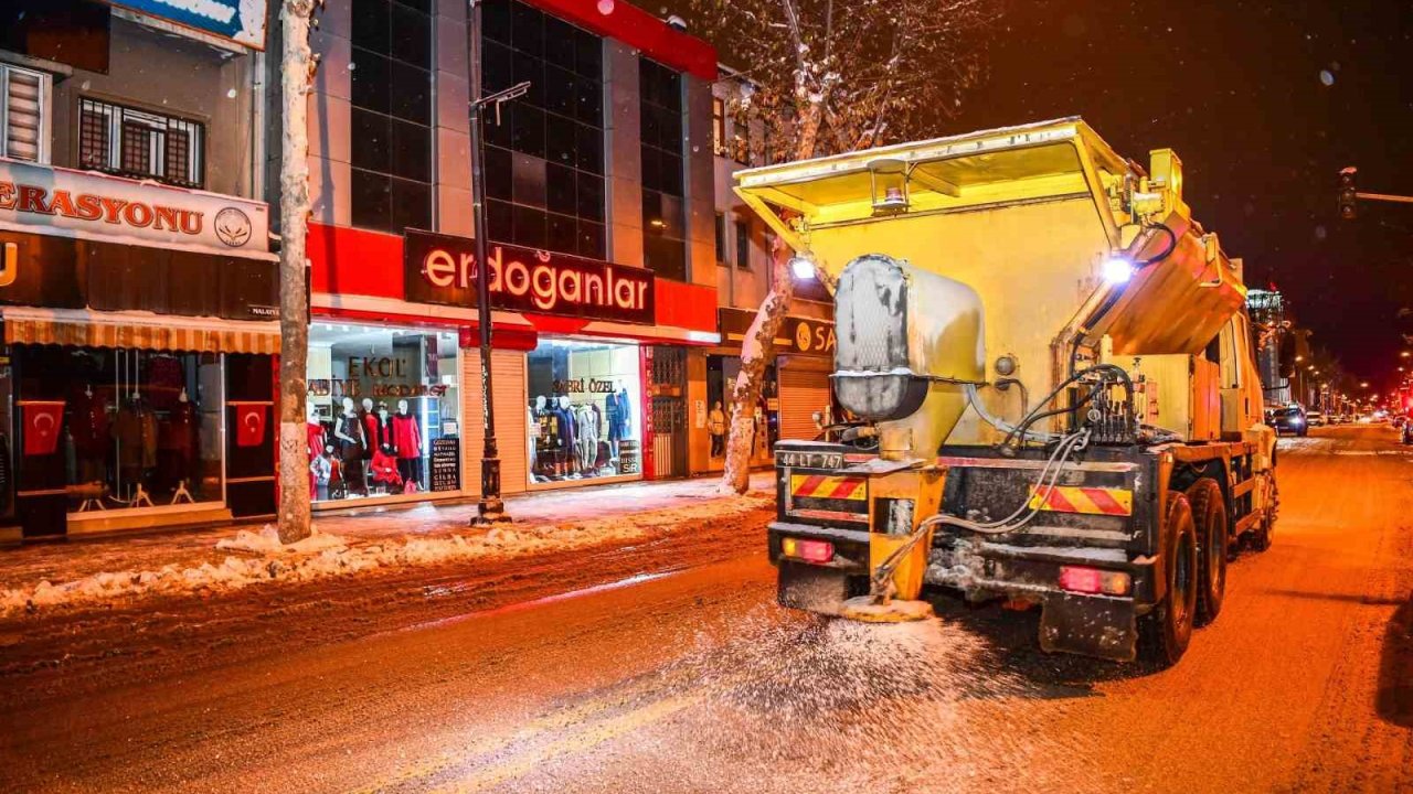 Malatya’da kapanan 117 Mahalle yolu ulaşıma açıldı