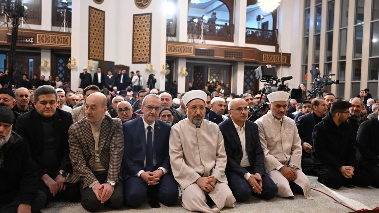 Malatya’da Miraç Kandili dualarla idrak edildi