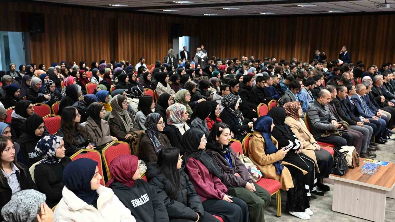 Manevi ve ahlaki gelişim programı Bursa’da gerçekleştirildi