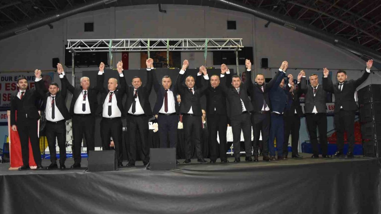 Manisa Şoförler Odası’nda değişim: Cahit Güden başkan seçildi