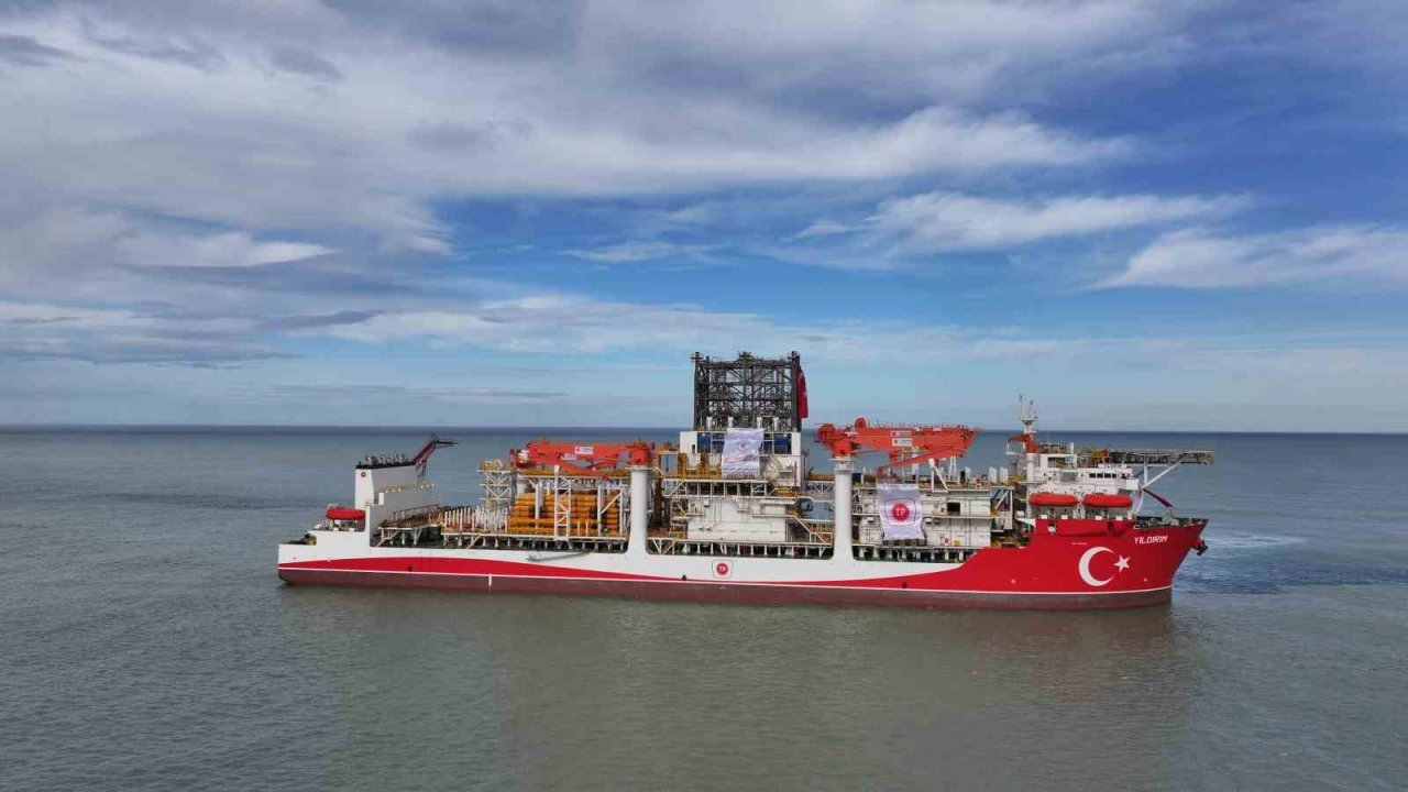 Mavi Vatan’ın yeni neferi Yıldırım havadan görüntülendi