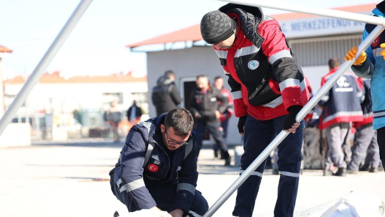Merkezefendi Belediyesi personeline afet farkındalık ve çadır kurma eğitimi verildi