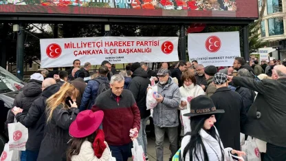 MHP Çankaya’dan Miraç Kandili’nde kandil simidi ikramı