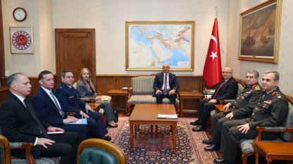 Milli Savunma Bakanı Güler, ABD Büyükelçisi ve Suriye Özel Temsilcisi Barrack’ı kabul etti