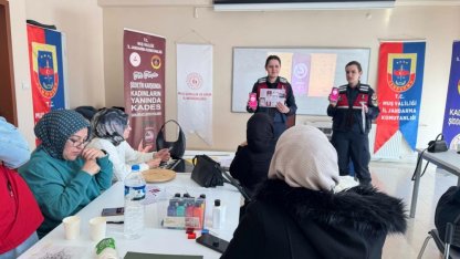 Muş’ta kadınlara yönelik KADES bilgilendirmesi