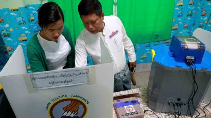 Myanmar’da halk parlamento seçiminin ikinci turu için sandık başında