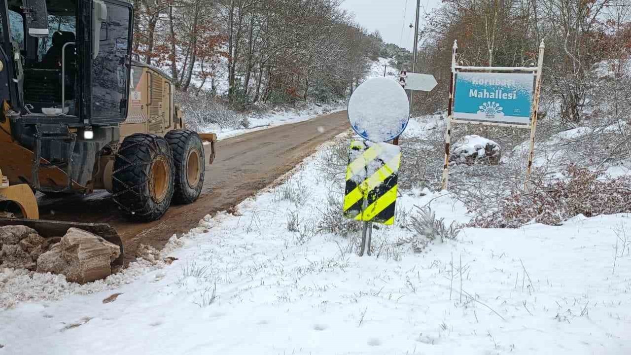 Nilüfer’de kar yağışına karşı kesintisiz mesai