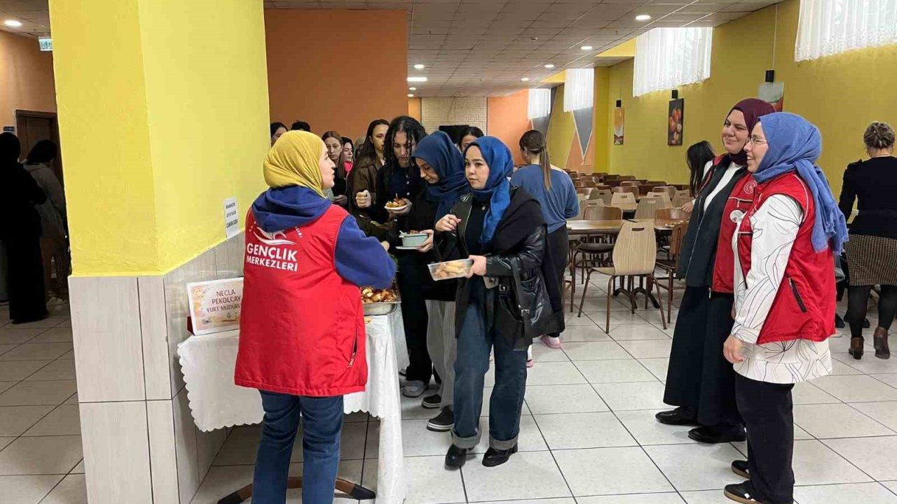 Öğrencilere gençlik merkezinin faaliyetleri tanıtıldı