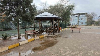 Okul bahçesinde 17 yaşındaki çocuğun cansız bedeni bulundu