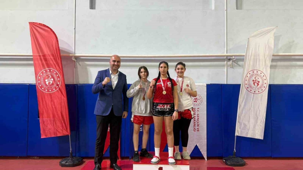 Okul sporları Kick-Boks müsabakaları Germencik’te gerçekleştirildi