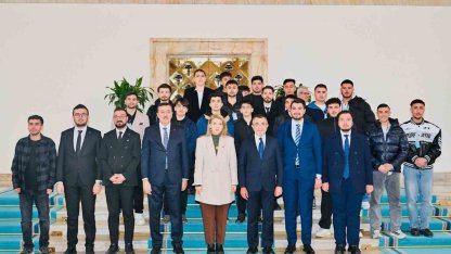 Ölmeztoprak: "Cumhurbaşkanımızın mesajları nettir, bayrağımıza uzanan kirli eller hesap verecek"