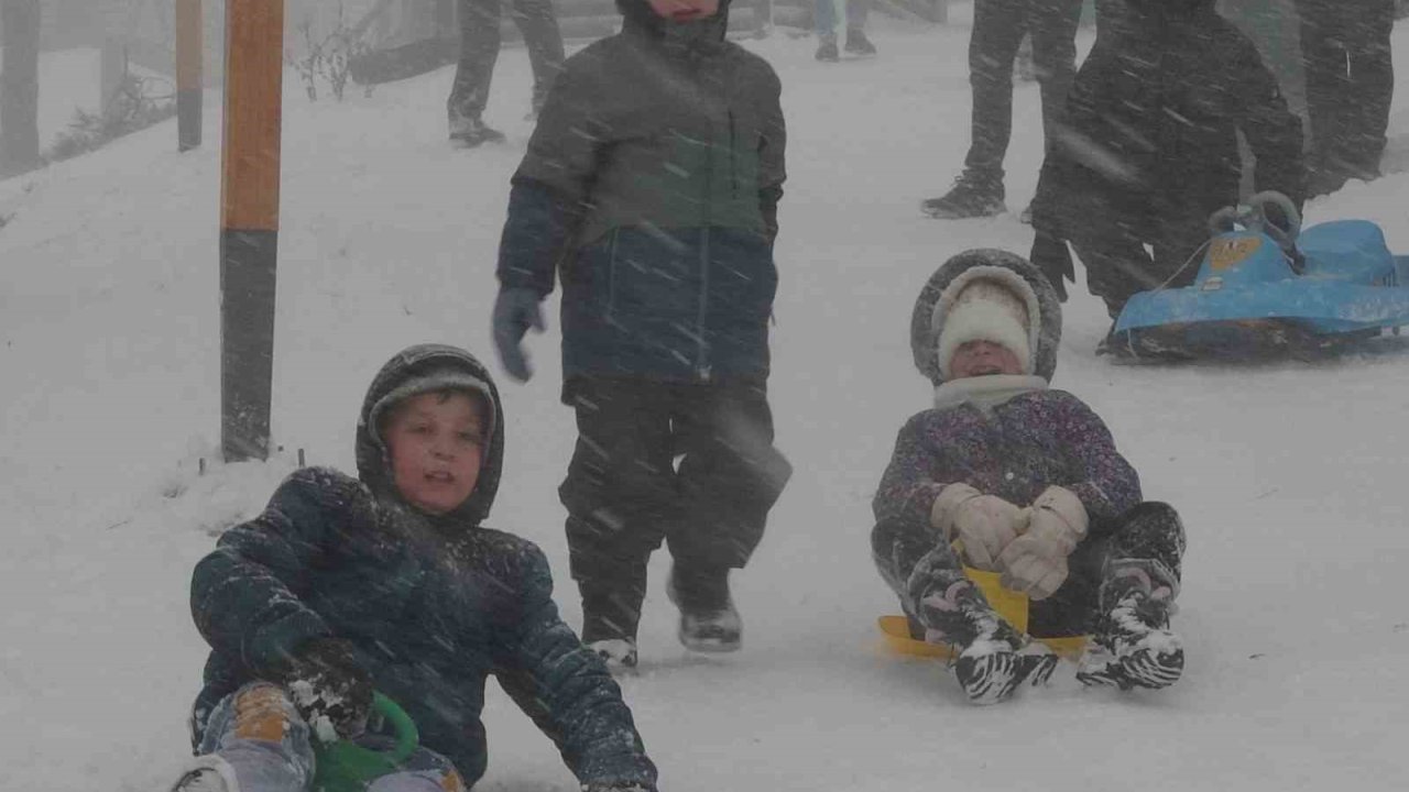 Ordu’da eğitime kar engeli