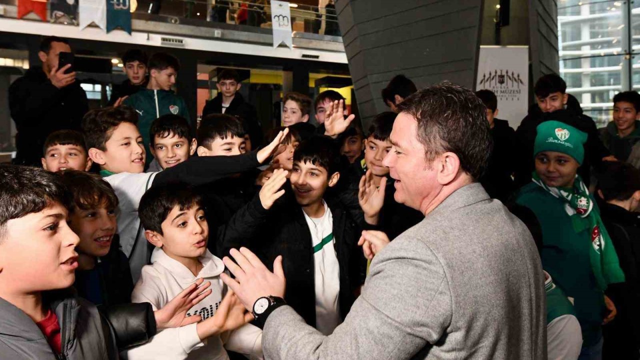 Osmangazi’de 90 çocuk daha Bursasporlu oldu